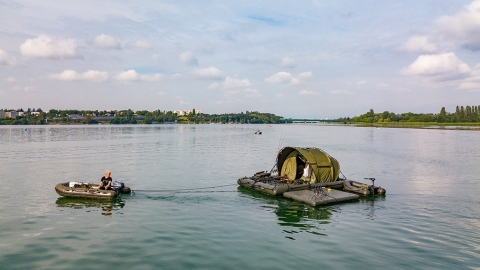 Das Floß Abenteuer #1 – Kick-Off am Fluss – mit Pilaar & Hofman