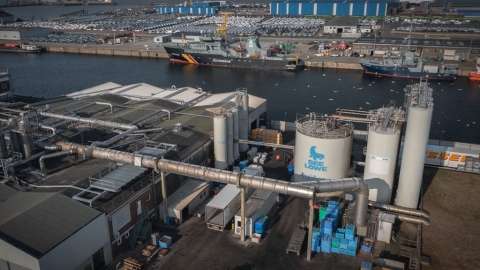 PRO DOKU: Köpfe, Gräten, Flossen – Die Superzutat Fischmehl (Teil 1)