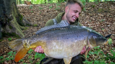 Karpfenangeln im Juni – Ist Zeit gleich Fisch? Mit Niclas Mohs & Dennis Beyer