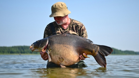 Challenge accepted: Kay Synwoldt stellt sich dem unbekannten „krautigen Natursee“