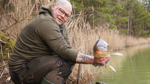Er ist wieder da! Marius Häßner eröffnet die Karpfen-Angel-Saison